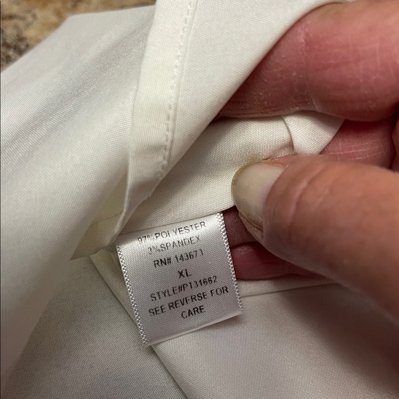 𝅺❤️👀❤️ White blouse with layered ruffled statement sleeves in XL - Picture 9 of 11